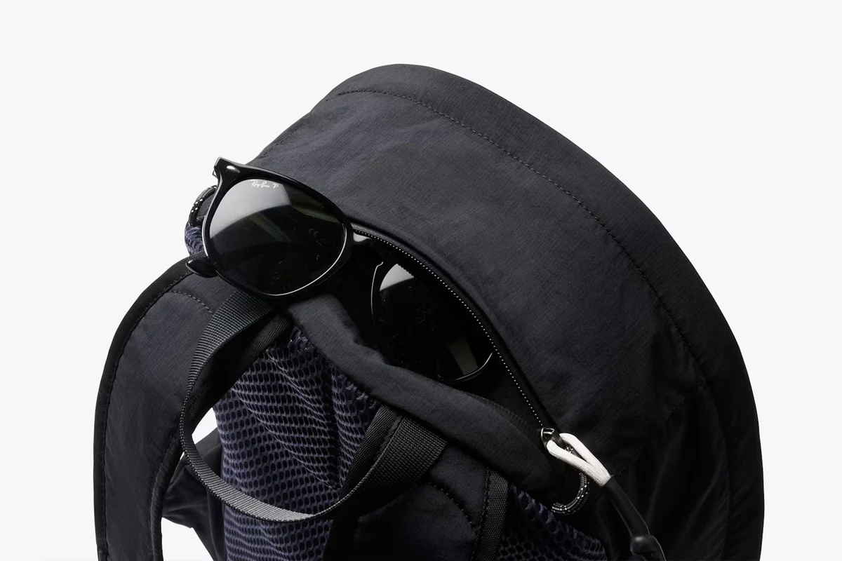 Bellroy Lite Daypack Black - Image 5