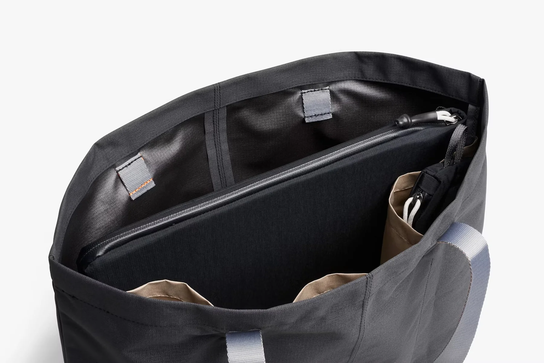 Bellroy Lite Laptop Sleeve Black - Image 4