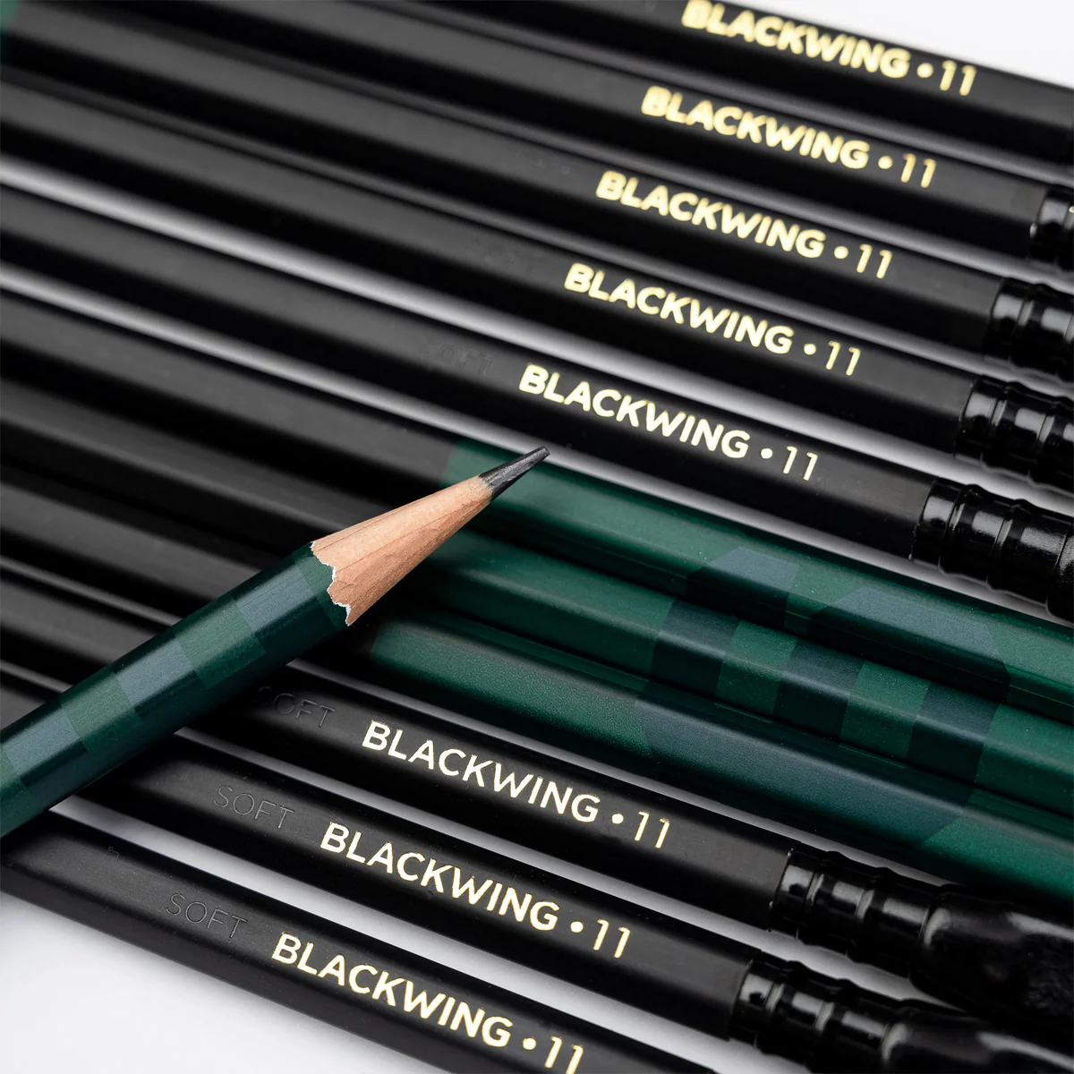 Blackwing Volume 11: The Bill Russell Pencil - Image 4