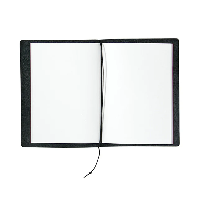 TRAVELER'S notebook Passport Black - Image 8