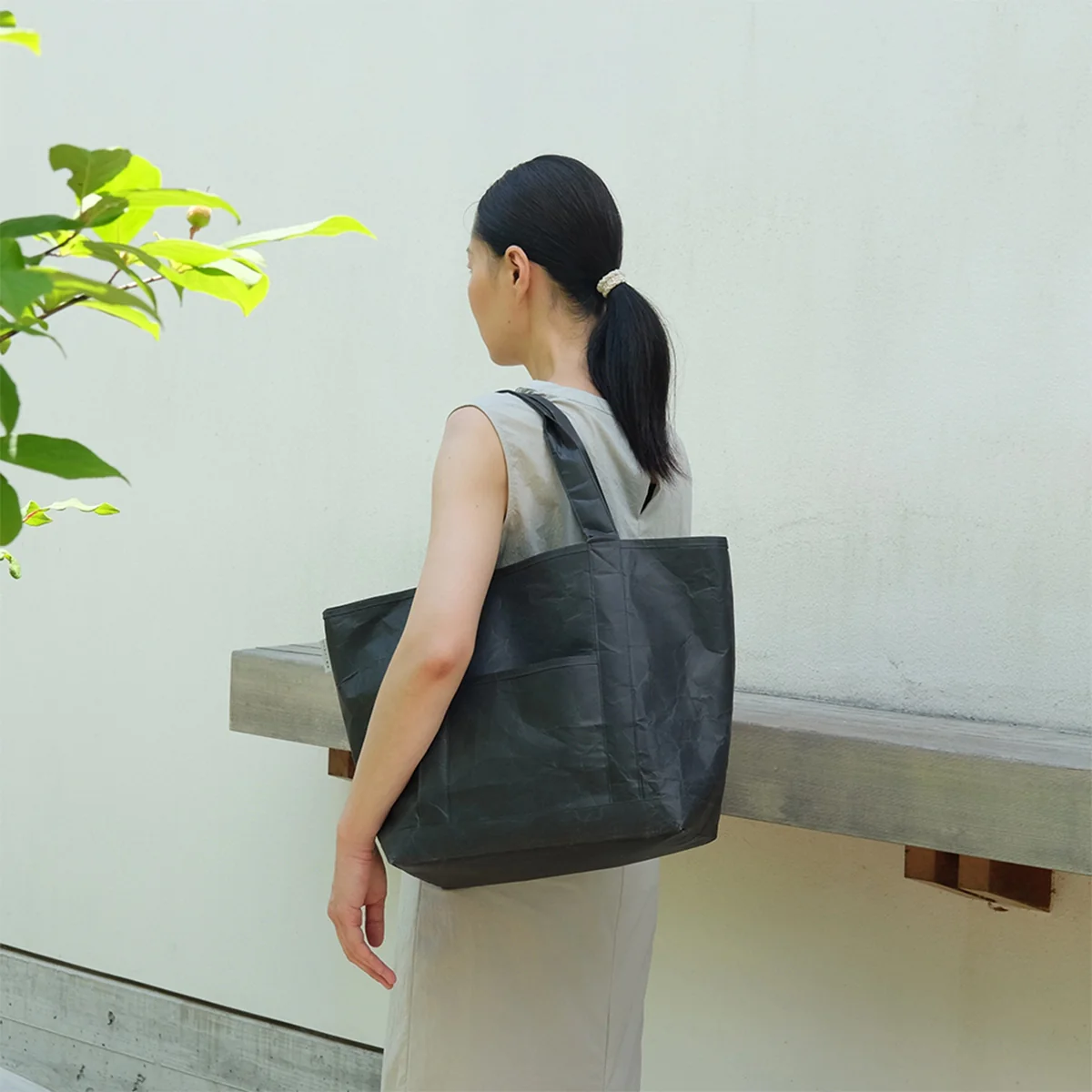 SIWA Paper Goods Tote Bag M Brown - Image 7
