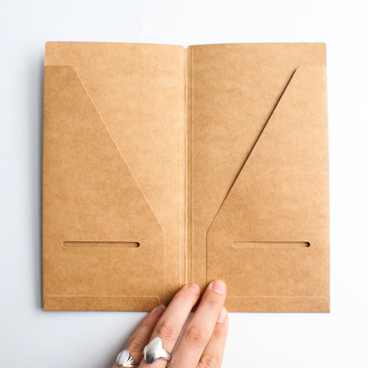 TRAVELER'S notebook 020 Kraft Paper Folder - Image 3