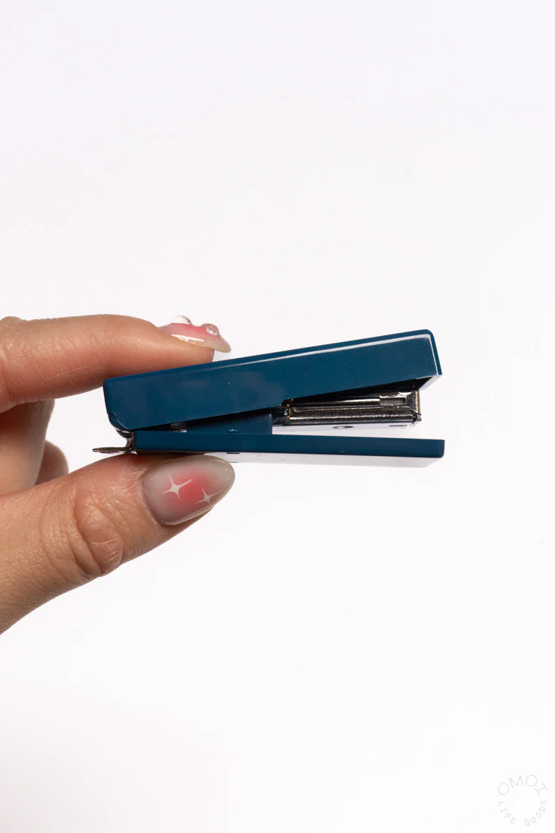Midori XS Compact Stapler - Image 12