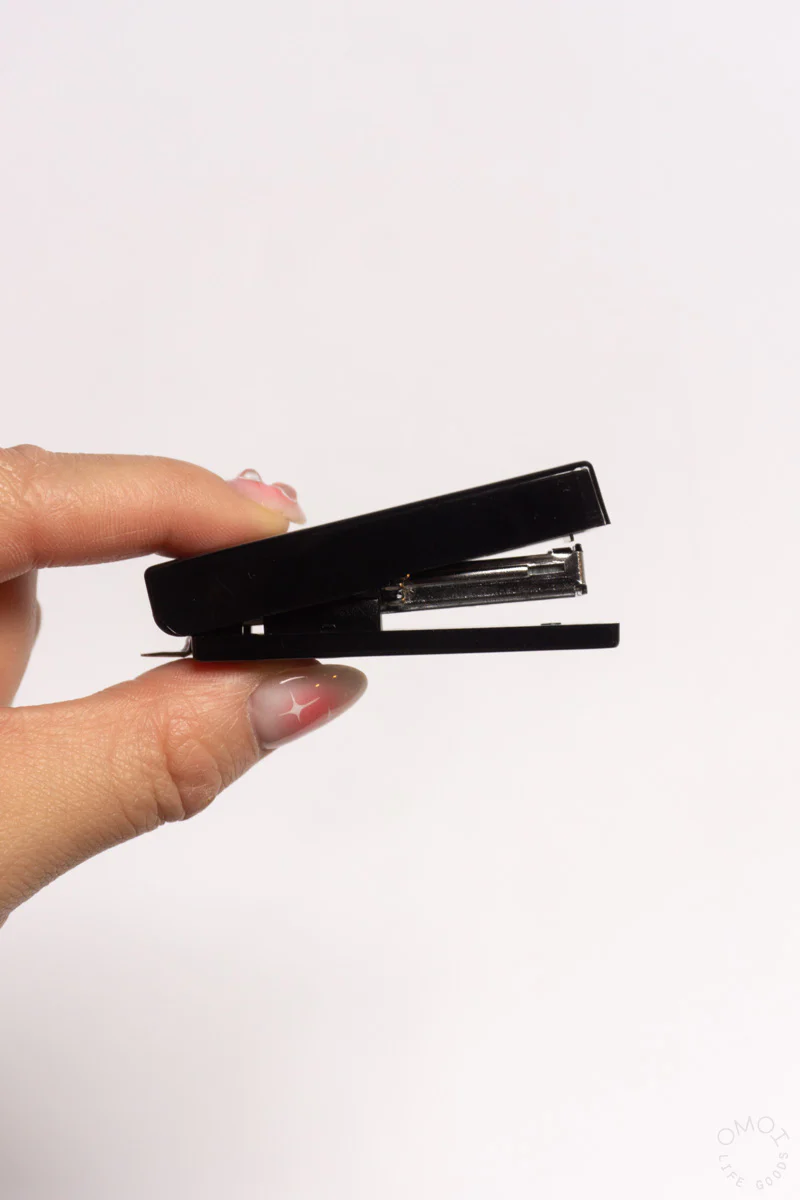 Midori XS Compact Stapler - Image 7