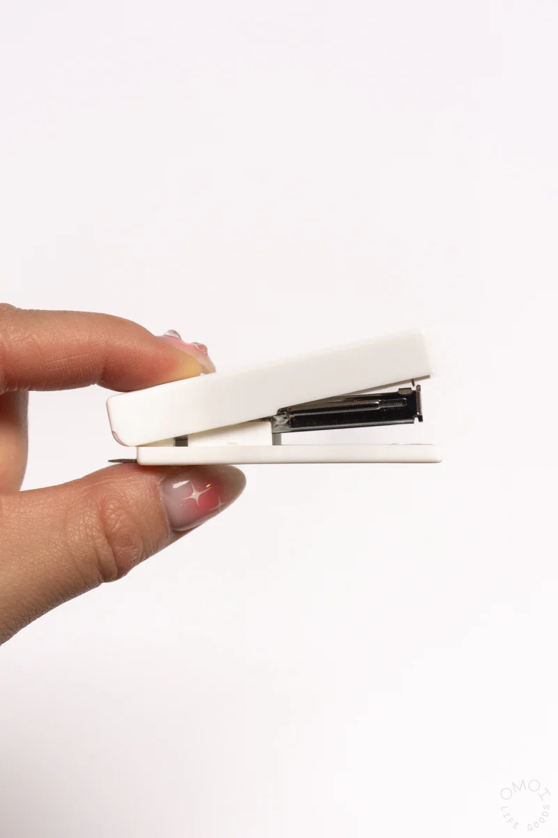 Midori XS Compact Stapler - Image 9